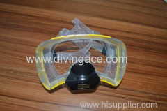 New yellow PVC/silicone diving mask