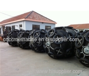 Marine pneumatic Rubber Fenders with chains and tyres