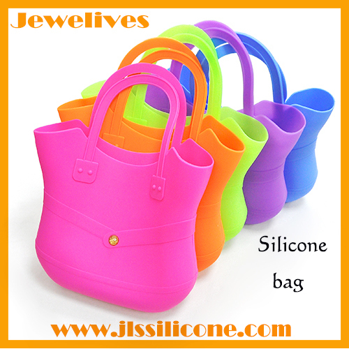 Fashion big silicone handbag with a diamond buttom
