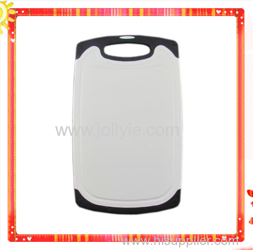 SMALL SIZE NONSLIP PLASTIC CUTTING BOARD