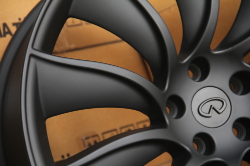 Infiniti FX alloy wheels