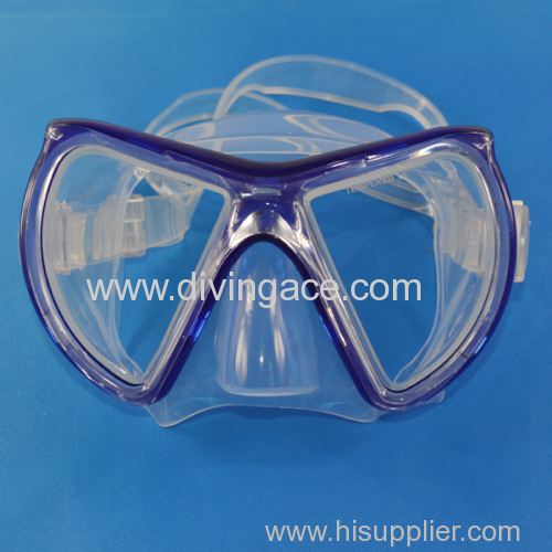 Low volume scuba diving mask/swimming goggles