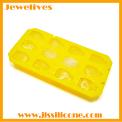 wholesale Silicone ice cube tray with 12 cavities banana shape