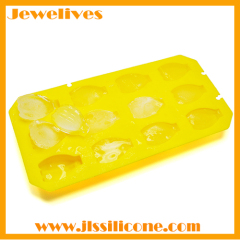 wholesale Silicone ice cube tray with 12 cavities banana shape