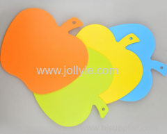 APPLE SHAPE FRUITE PLASTIC CHOPPING BOARD