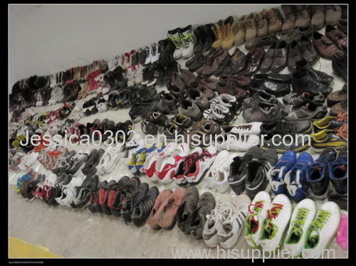 Second-hand shoes for sales