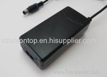 19V 2.1A ac dc adapter