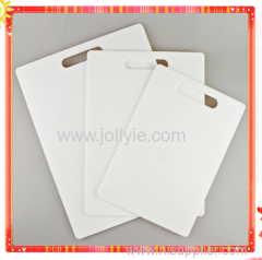 3PCS NONSLIP PP PLASTIC CHOPPING BOARD SET WITH SILICONE PAD