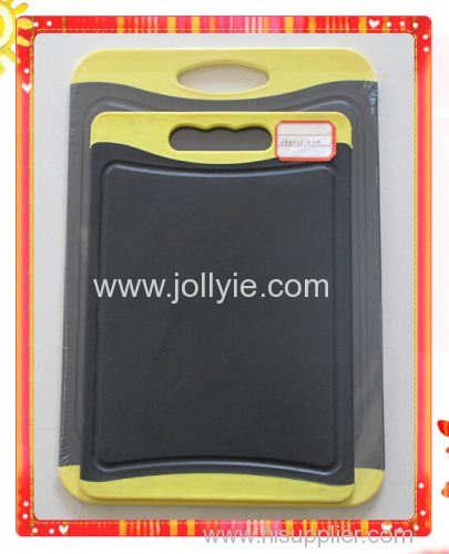 2PCS ANTIBACTERIAL PLASTIC CHOPPING BOARD SET