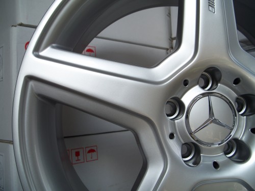 Mercedes Benz AMG R63 wheels