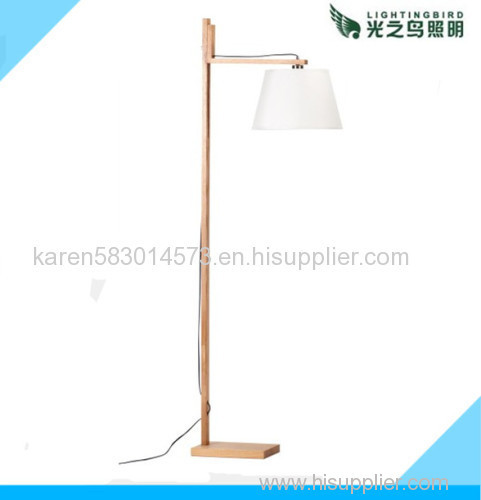 Lightingbird Fashion Simple Hotel Wood Decoration Floor Light