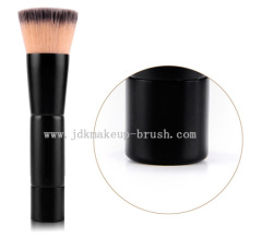 Short black handle duo fiber flat round foundation brush with metal cap