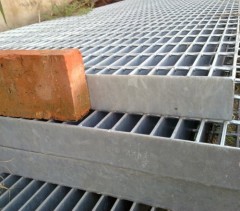 Supply Steel grating / Lattice Steel Plate