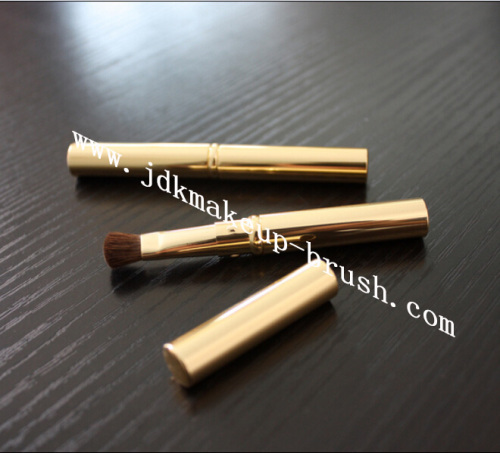 Wholesale portable retractable eyeshadow brush