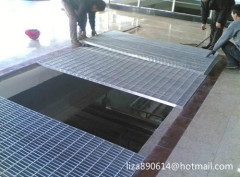 Stainless steel perforated metal sheet panel