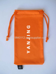 Silk screen printing eyeglasses pouch