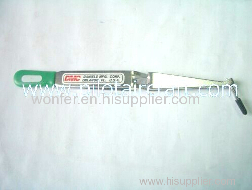 DMC Remove Tool/#22D Metal (tweezers)