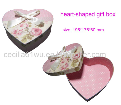 heart-shaped paper gift box