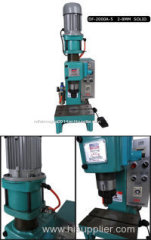 Oil pressure rivet machine