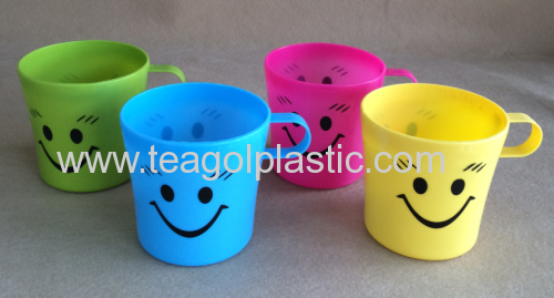 4PK picnic cups smiley plastic