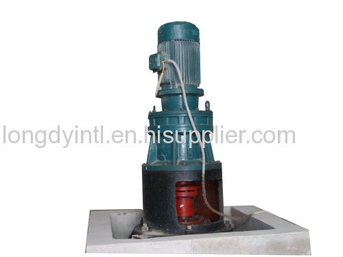 Blade paddle mixer for sanitary ware production