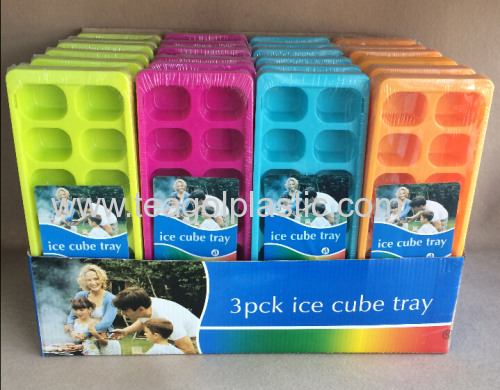 Plastic ice cube trays 3PK 14 ice cube cavities in display box packing