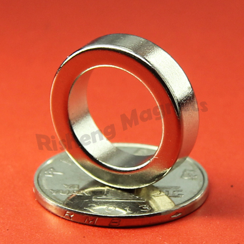 Permanent Neodymium Magnet Ring D22 x d15 x 5.8mm N48 Radially Magnetized