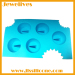 Special silicone shake fins shape ice maker