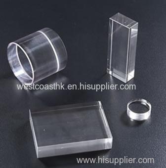 Sapphire prism (Optical Component)