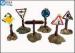 Colorful Guidepost Resin Fish Aquarium Ornaments , Commercial Fish Tank Sign Decorations