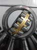 Spherical roller bearings with low noise