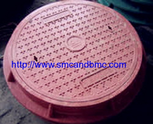 Durable composite round manhole covers