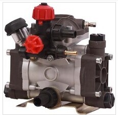 Diaphragm Pumps Diaphragmatic Pump Italy Model Diaphragm membrane pumps boom sprayer copper nozzles