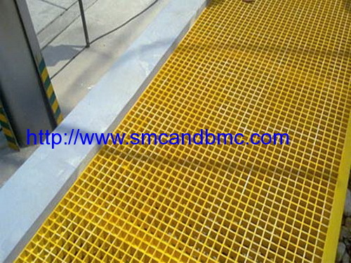 Anti-slip and water proof SMC car wash parking board