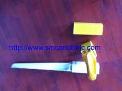 Insulation and anti-corrosion with embedded parts buried type cable hanger