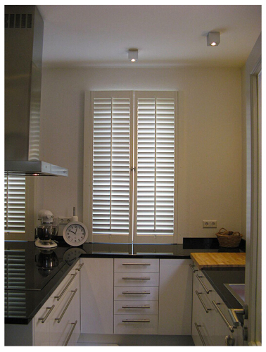 Solid Wood Window Shutter Covering Shutter