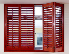 Basswood Solid Wooden Classical Wooden Window Shutter
