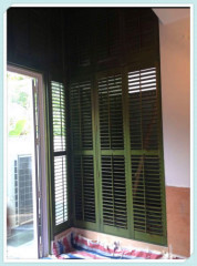 89MM Solid Wooden Plantation Shutter