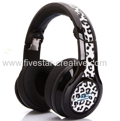 SMS Audio Street by 50 DJ Pro Performance Over-the-ear Headphones SMS Audio Limited Edition Leopard white