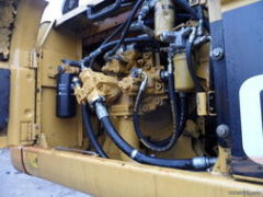 Used tCAT crawler Excavator