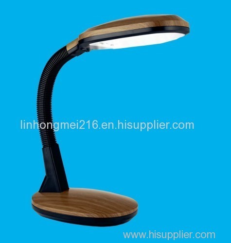 Reading Daylight Desk Lamp