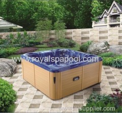 Hot tub outdoor jacuzzi spa