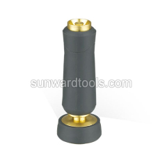 Adjustable brass hose nozzle