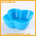 Small ideas colorful silicone plates