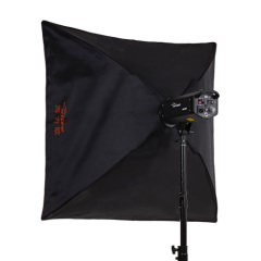 Square softbox with honeycomb Grids