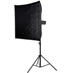 Square softbox with honeycomb Grids