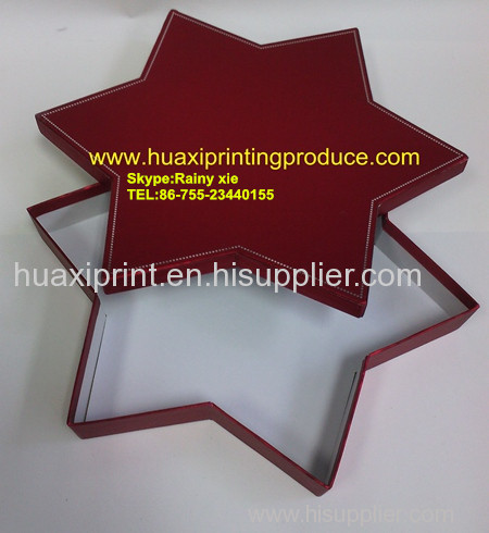 deep red polygonal gift boxes