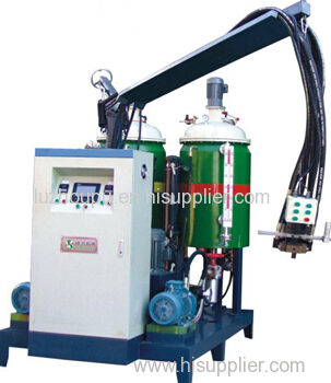 High pressure PU foaming machine used to produce car steering wheels