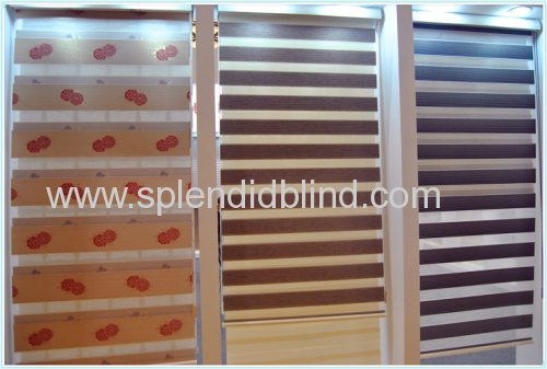 Metal bracket polyester or sunscreen fabric roller blinds