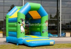 Bouncy castle Midi Farm